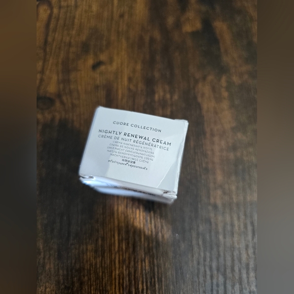 Furtuna Skin, Nightly Renewal Cream, 4ml Sample - Picture 4 of 6